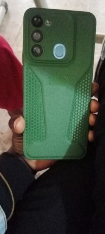 itel-s17-bon-etat-big-0